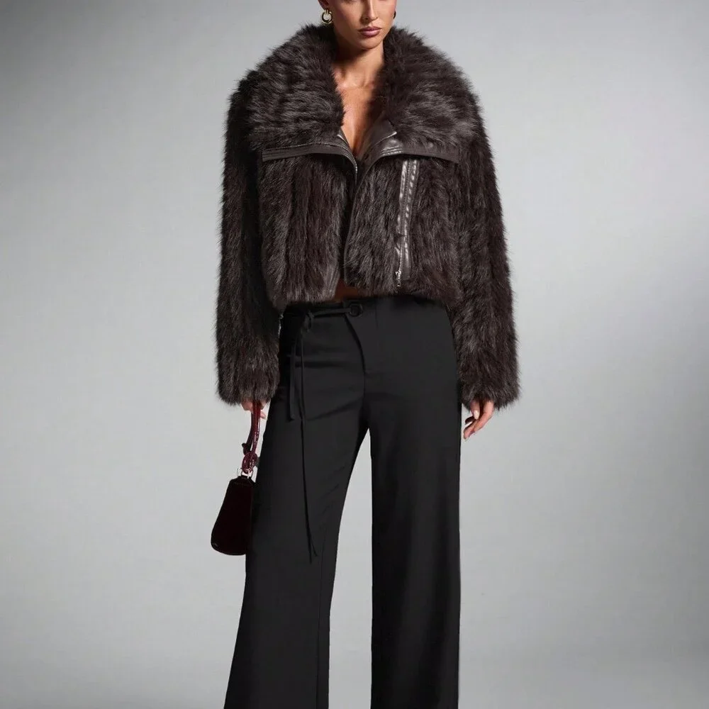 Brown Elegant Women's Oversized Patchwork Faux Fur Coat jacket - Picture 6 of 9